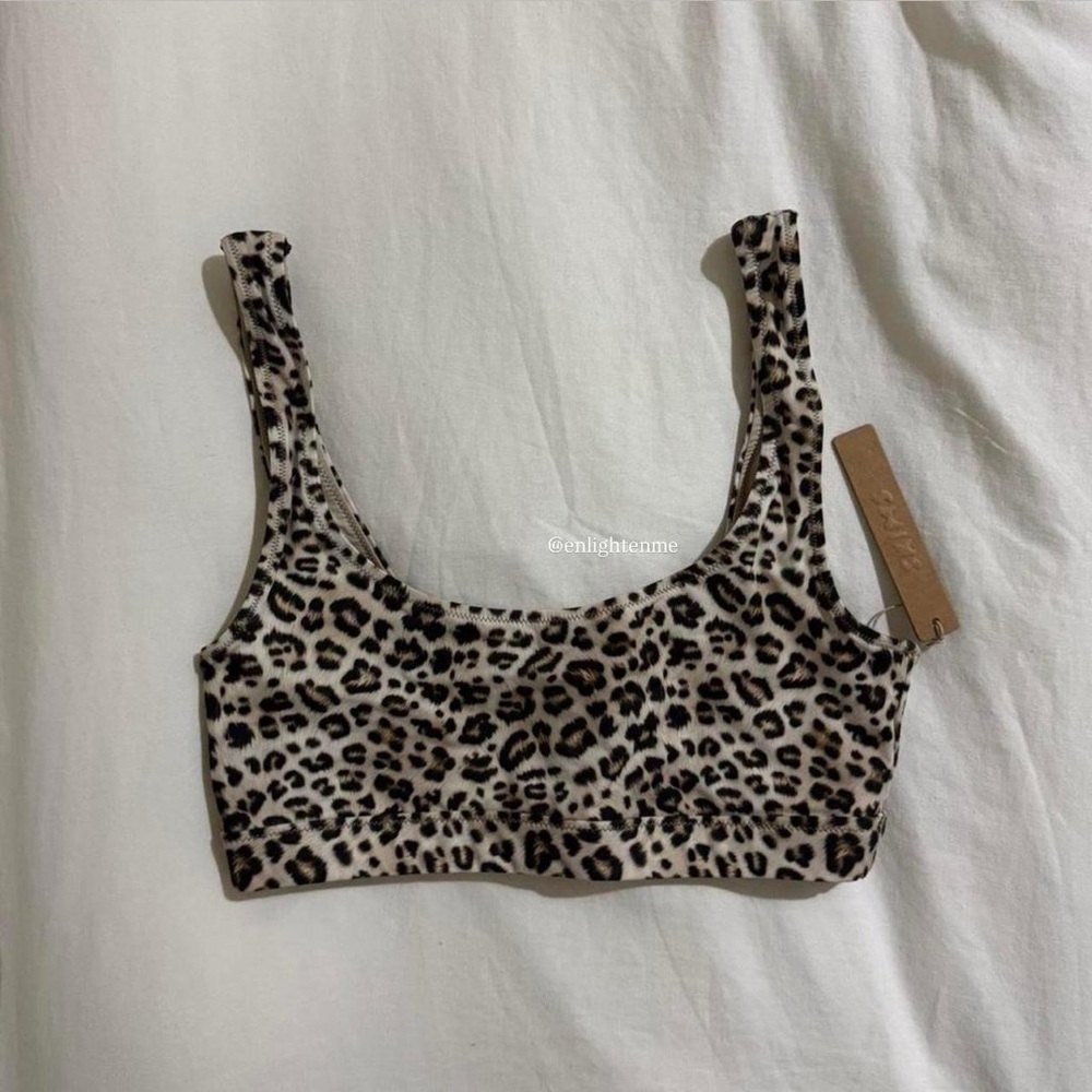 Skims Signature Swim Tank Bikini Top in Champagne Leopard Print